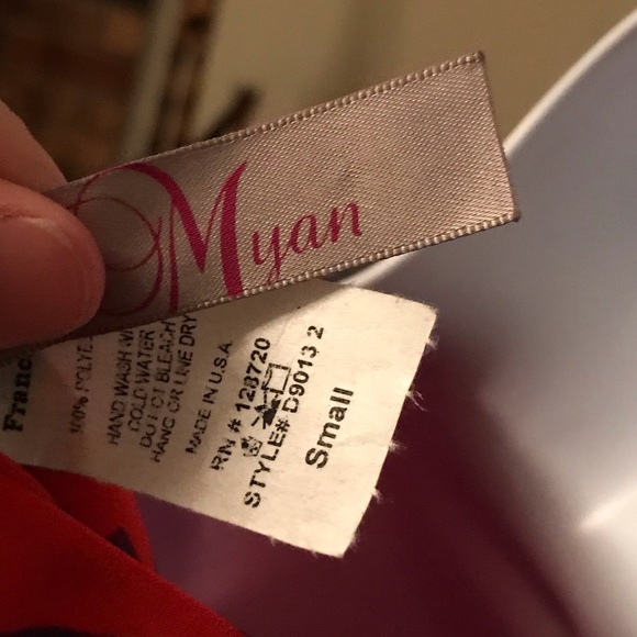 Red and blue strip dress - Picture 6 of 6